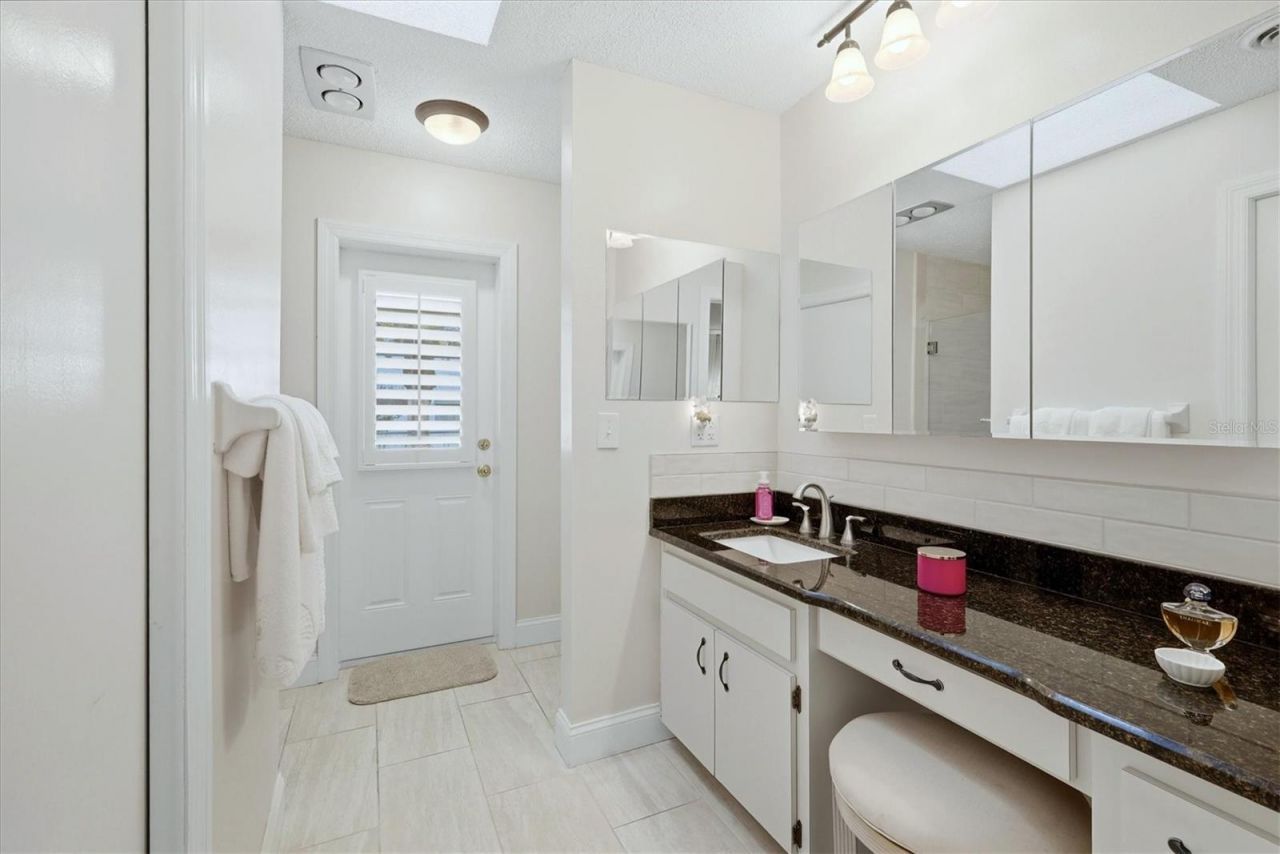 8 Bridge Street , Englewood, FL 34223 Photo