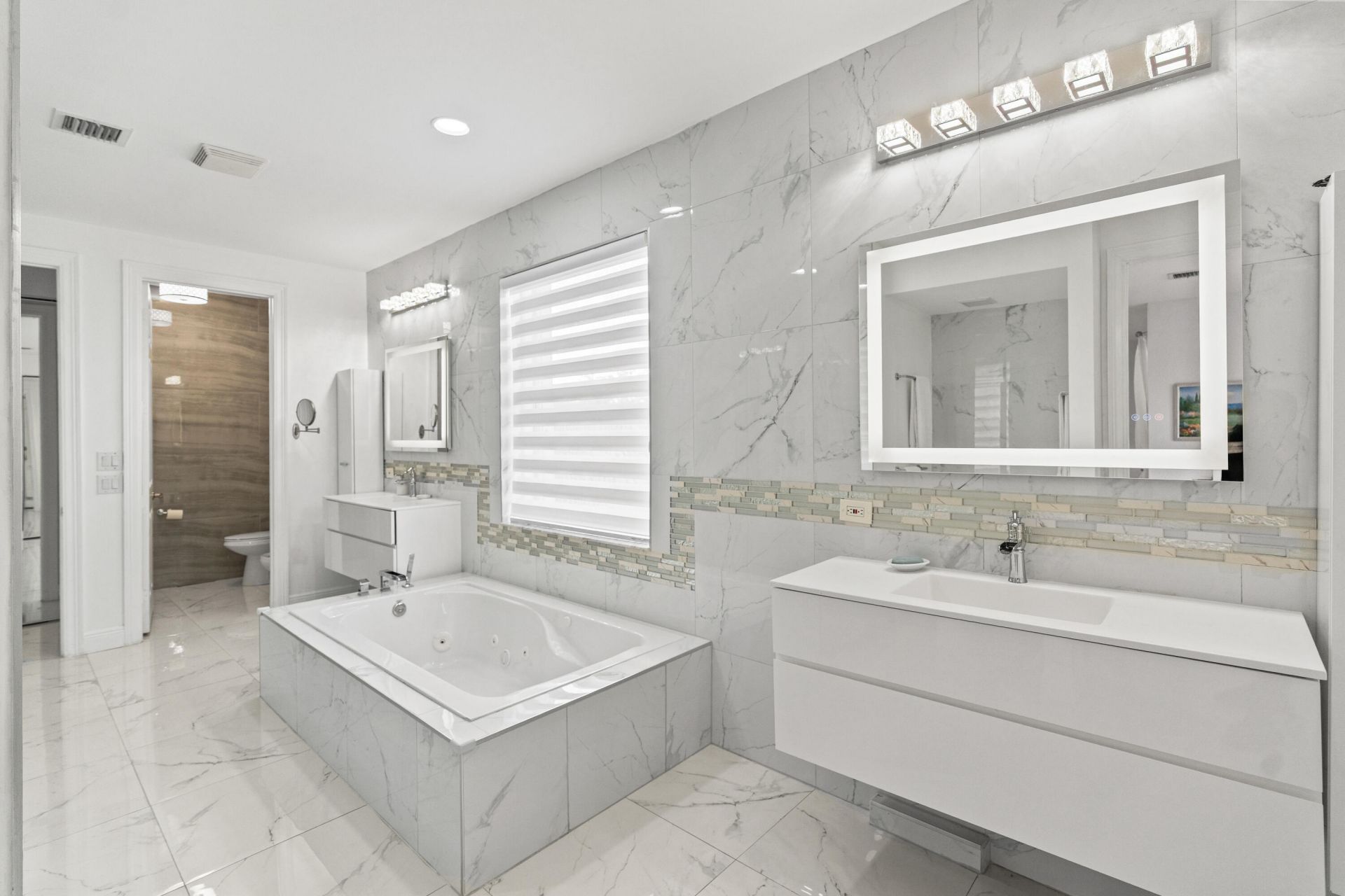 4918 SW 195th Ter, Miramar, FL 33029 Photo