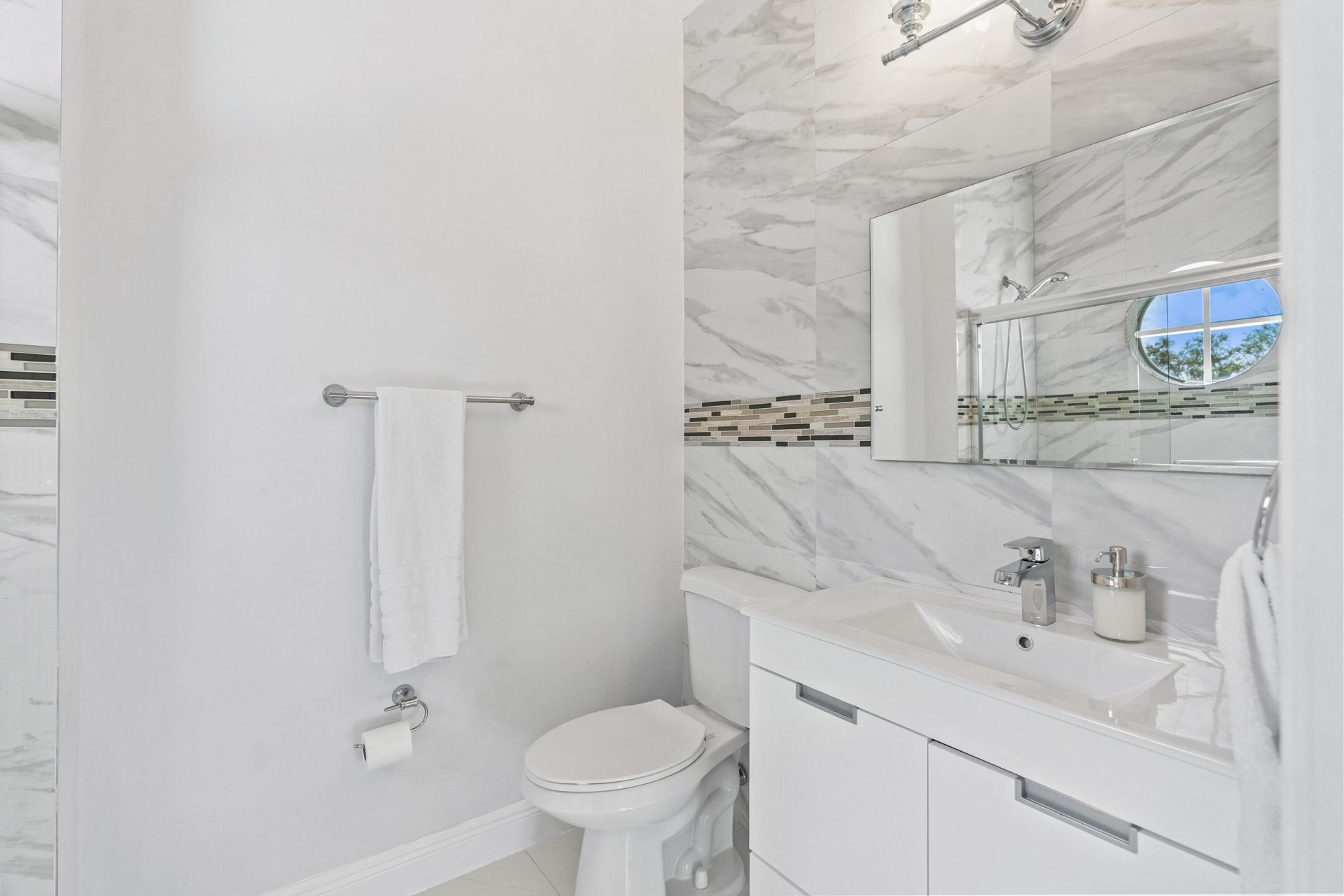 4918 SW 195th Ter, Miramar, FL 33029 Photo