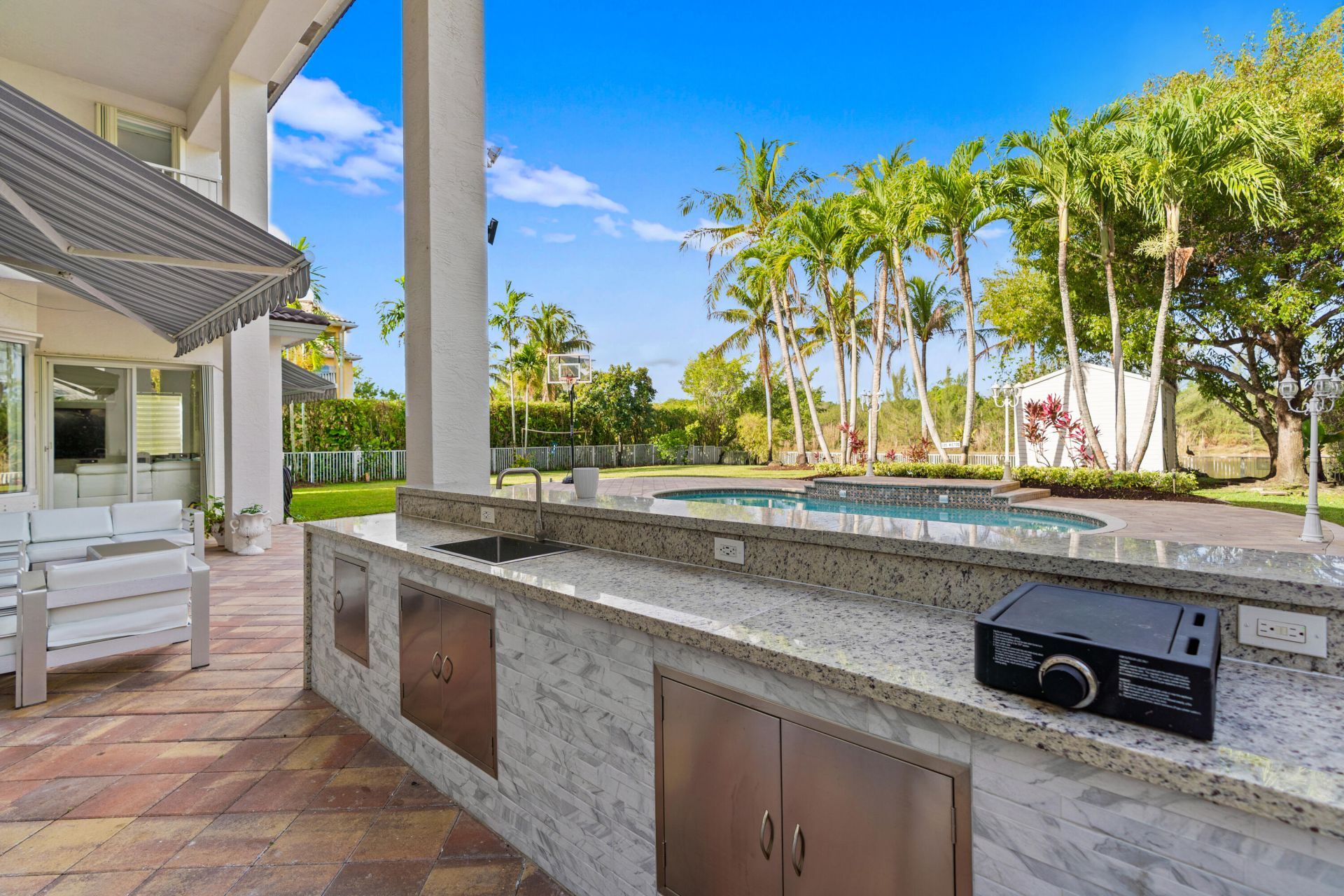 4918 SW 195th Ter, Miramar, FL 33029 Photo