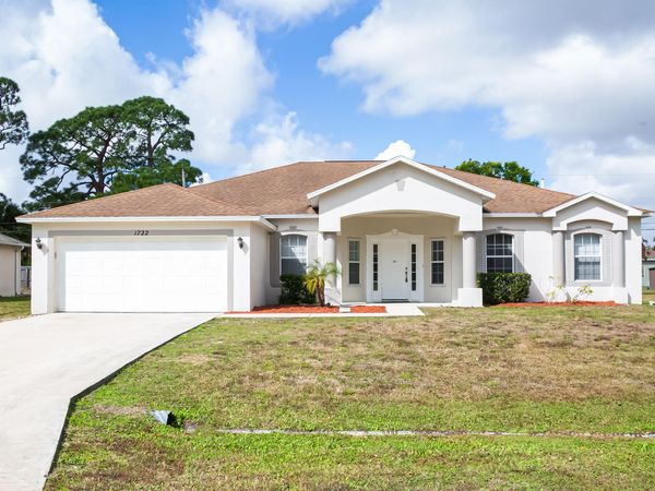 1722 SW Anderson Street, Port St. Lucie, FL 34953