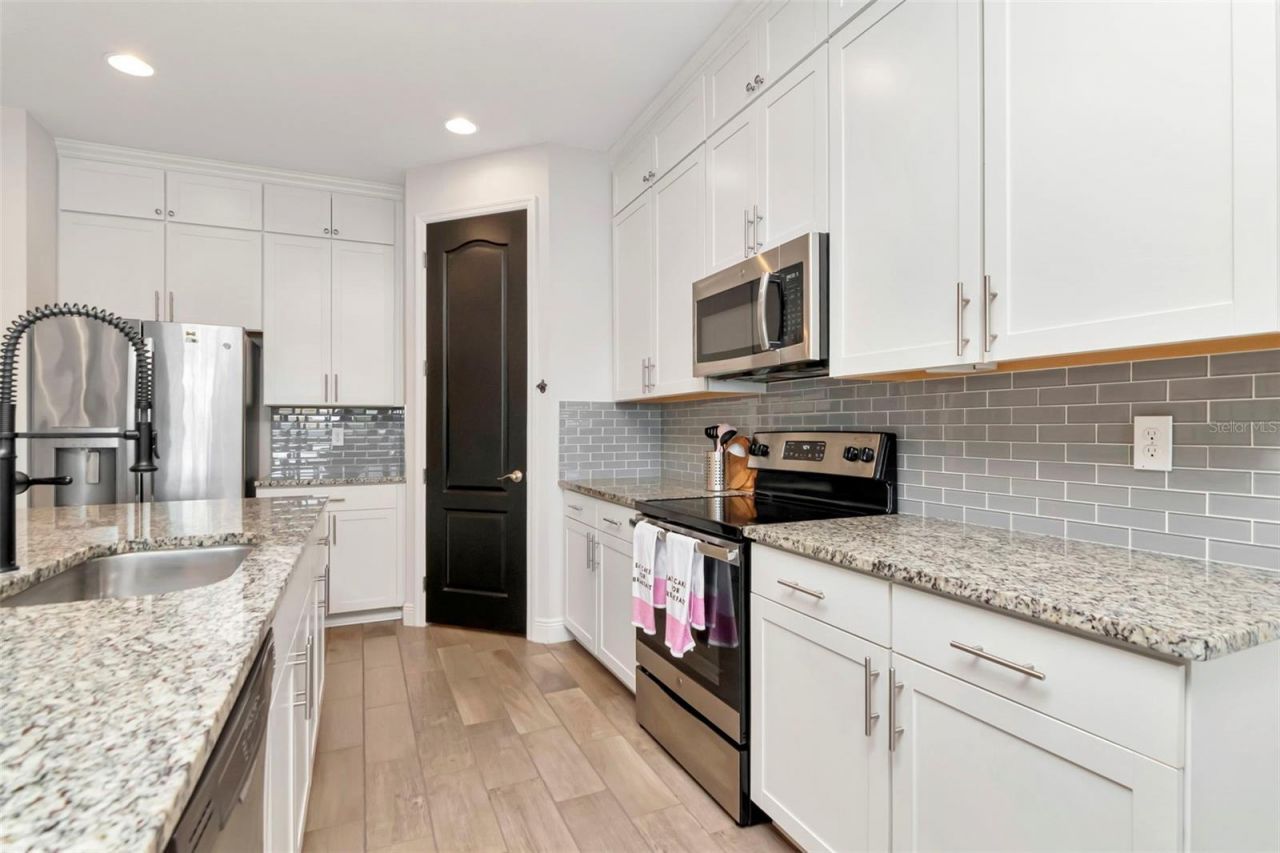 169 Summershore Drive, Auburndale, FL 33823 Photo