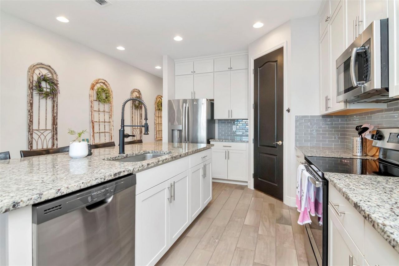 169 Summershore Drive, Auburndale, FL 33823 Photo