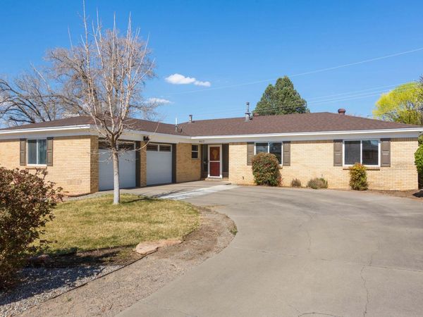 9517 Dona Marguerita Avenue NE, Albuquerque, NM 87111
