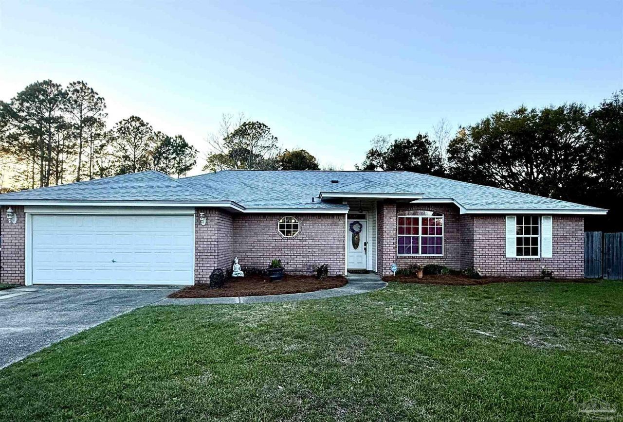521 Sandy Oak Dr, Pensacola, FL 32506 Main Photo
