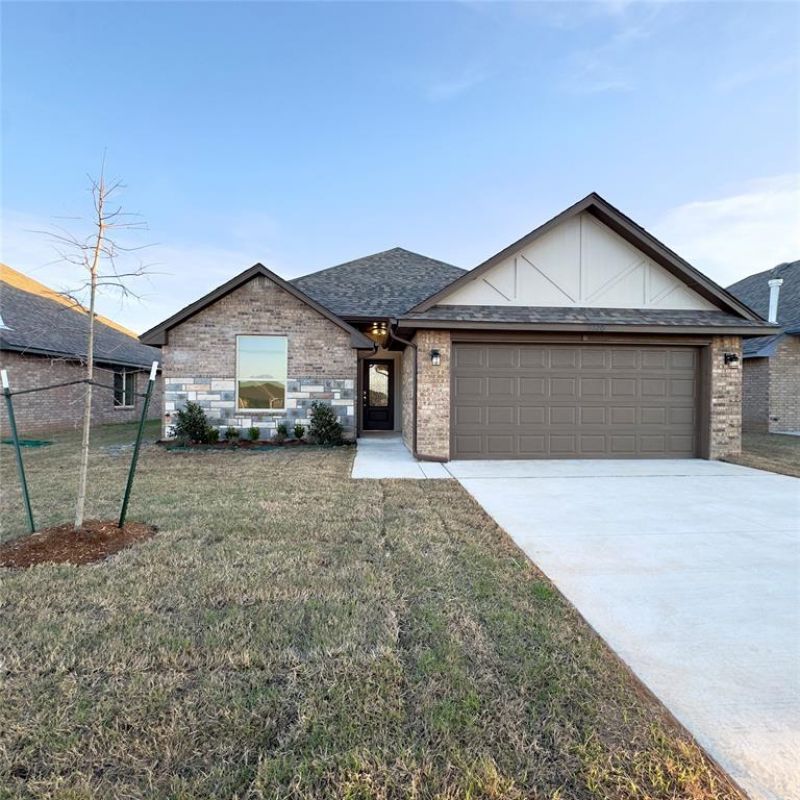 9320 NW 143rd Street, Yukon, OK 73099 Main Photo