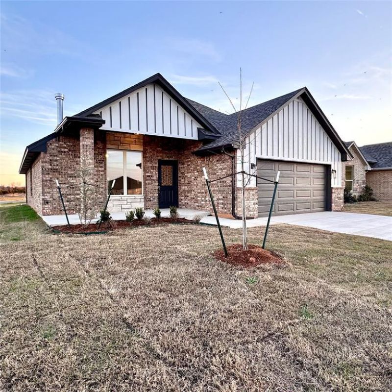 9300 NW 143rd Street, Yukon, OK 73099 Main Photo