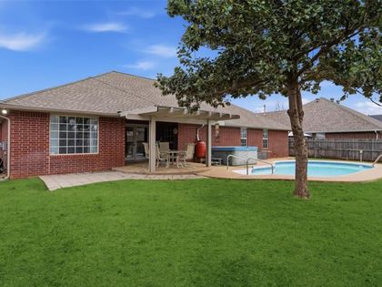 1205 Alexanders Trail Edmond, OK 73012