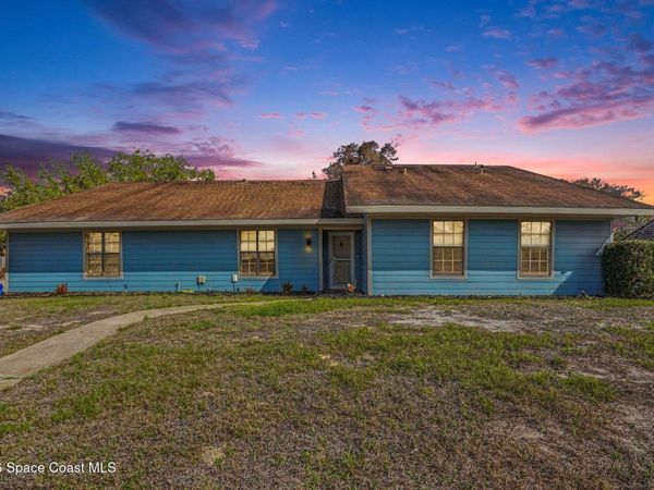 2555 Kumquat Street NE , Palm Bay, FL 32905
