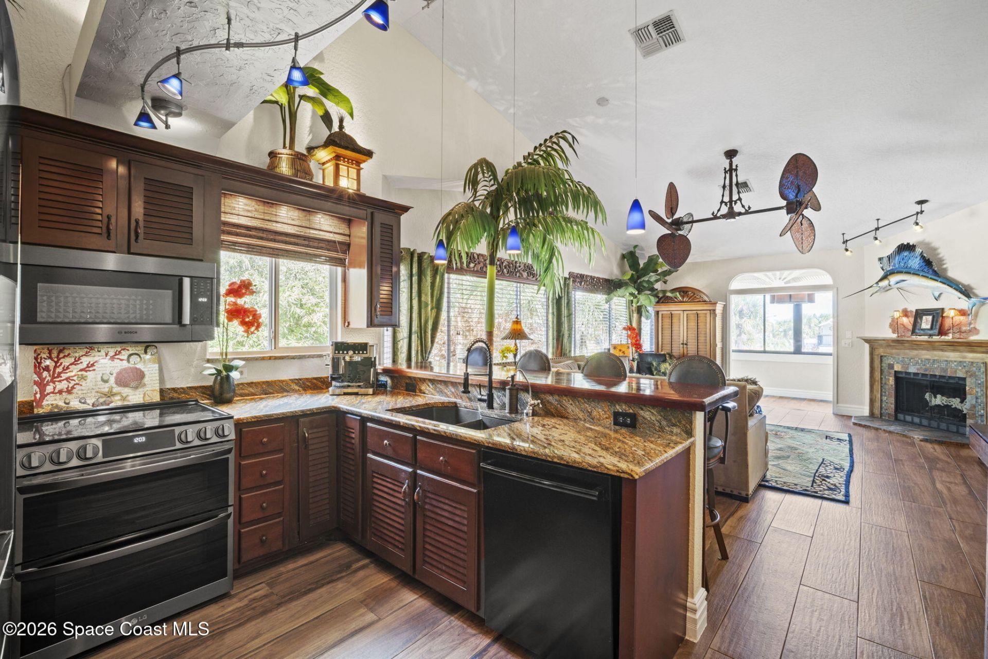 601 Monroe Avenue, Cape Canaveral, FL 32920 Photo