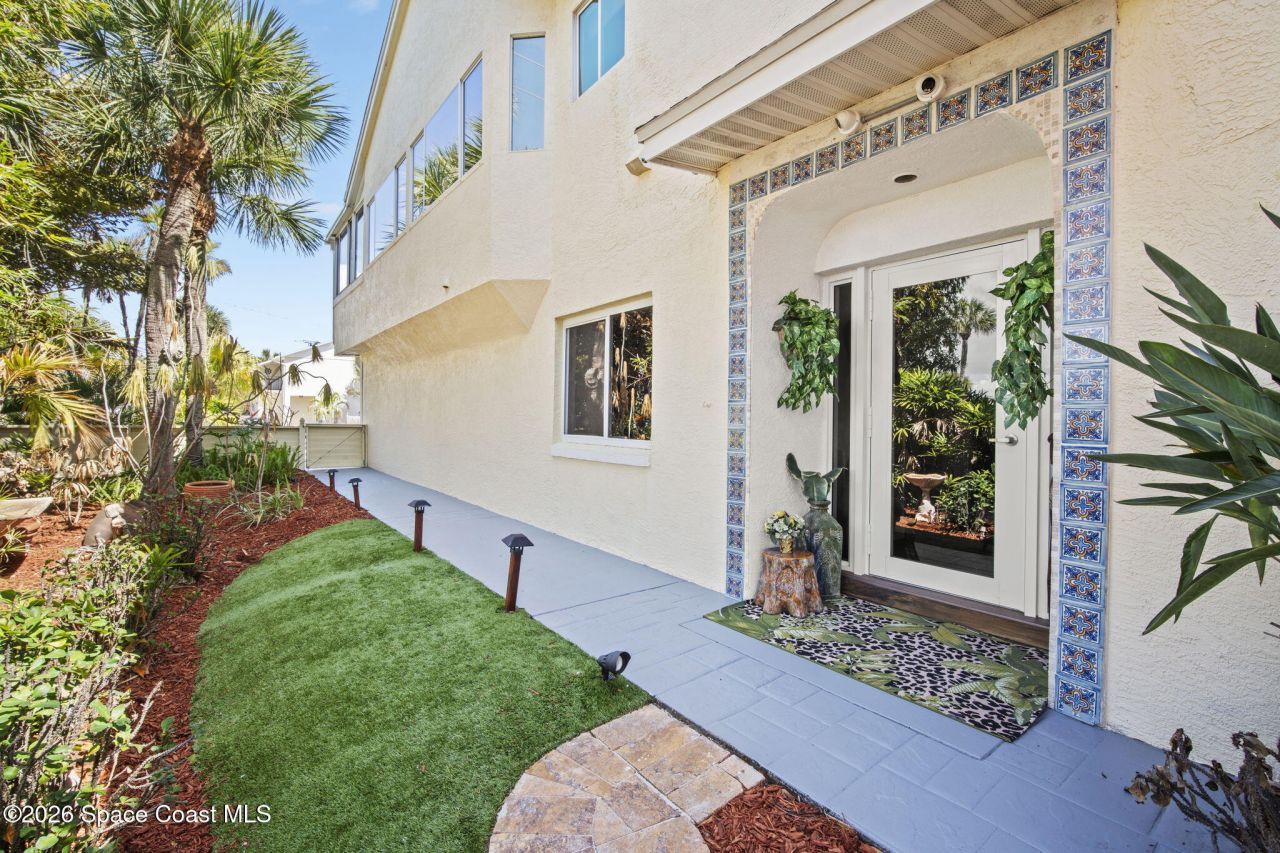 601 Monroe Avenue, Cape Canaveral, FL 32920 Photo