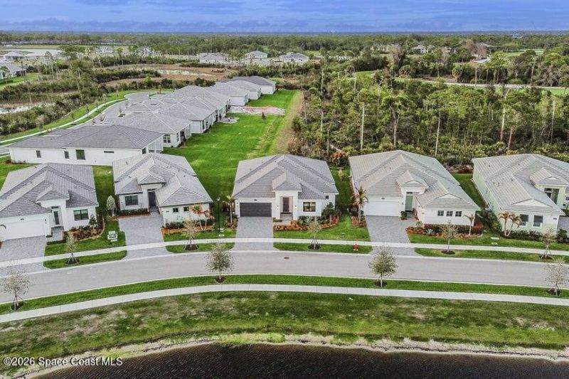 2293 SE Canopy Cove Lane, Port Saint Lucie, FL 34984 Photo