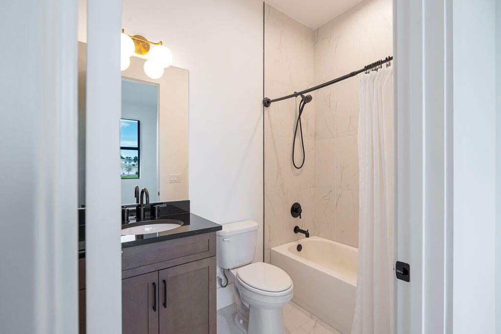 2293 SE Canopy Cove Lane, Port Saint Lucie, FL 34984 Photo