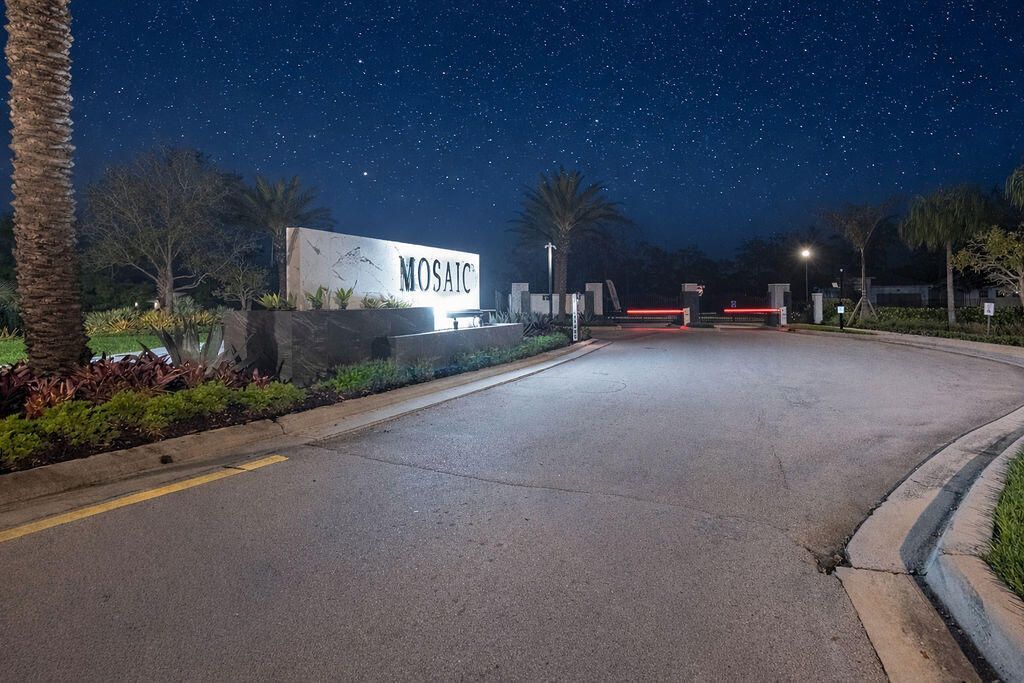 2293 SE Canopy Cove Lane, Port Saint Lucie, FL 34984 Photo