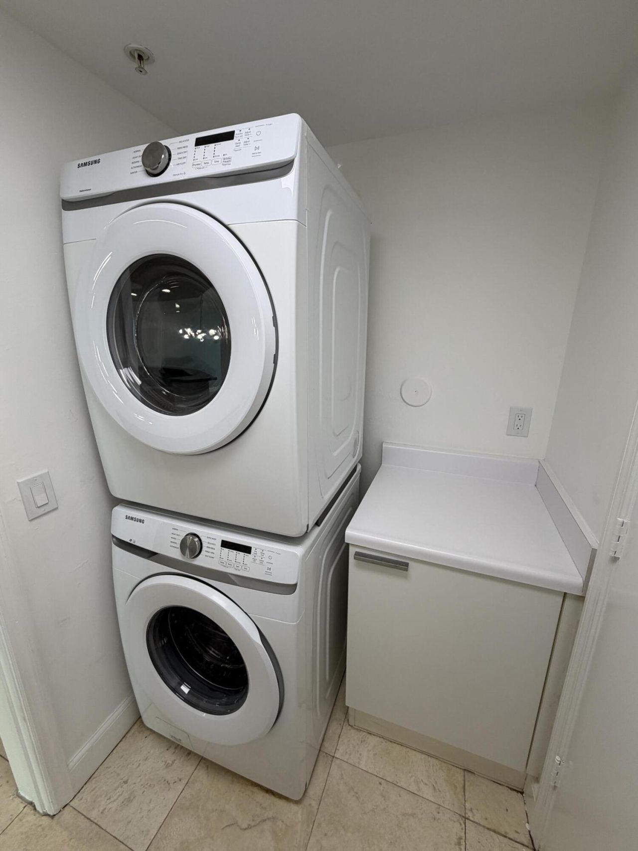 15051 Royal Oaks Lane, Unit 1603, North Miami, FL 33181 Photo