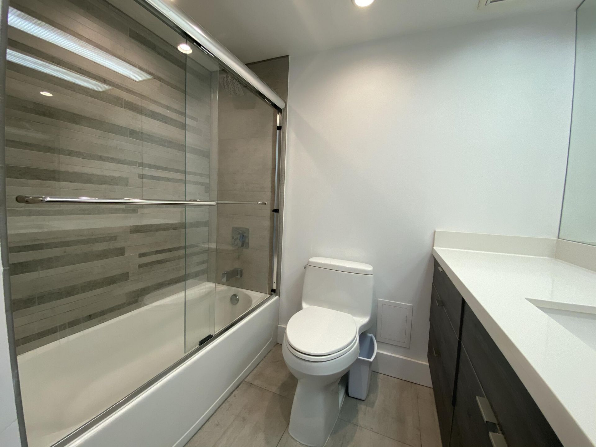 5401 Collins Avenue, Unit 620, Miami Beach, FL 33140 Photo