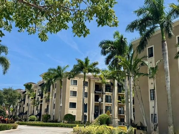4905 Midtown Lane, Unit 2405, Palm Beach Gardens, FL 33418