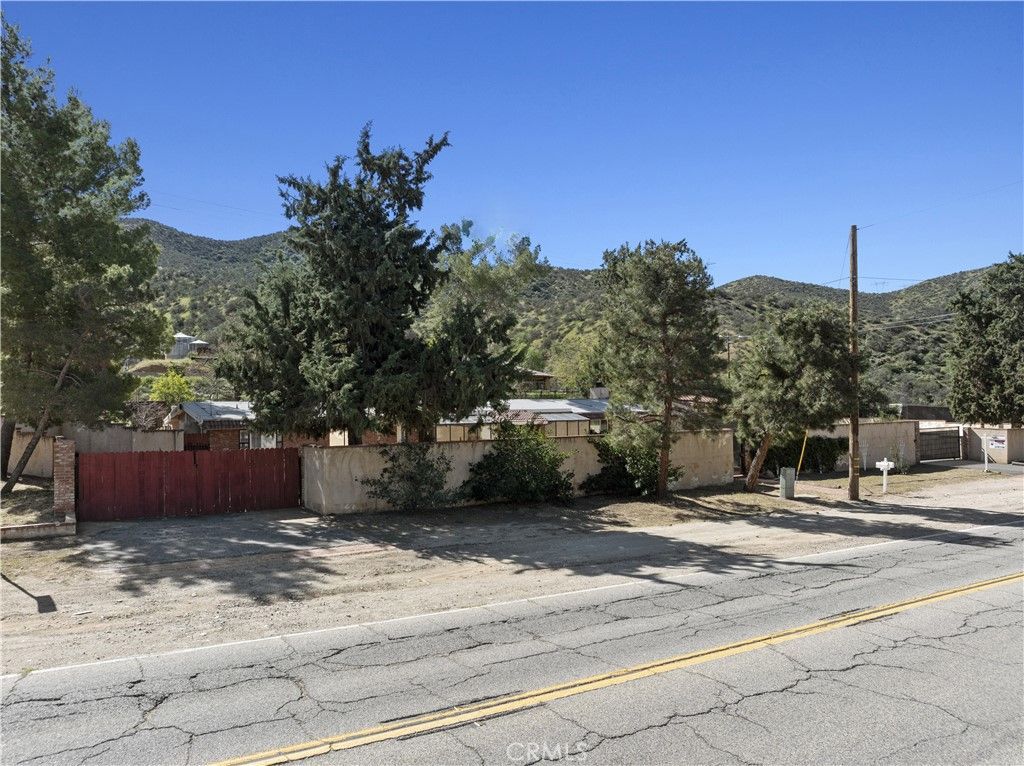 11950 Sierra Hwy, Agua Dulce, CA 91390 Main Photo