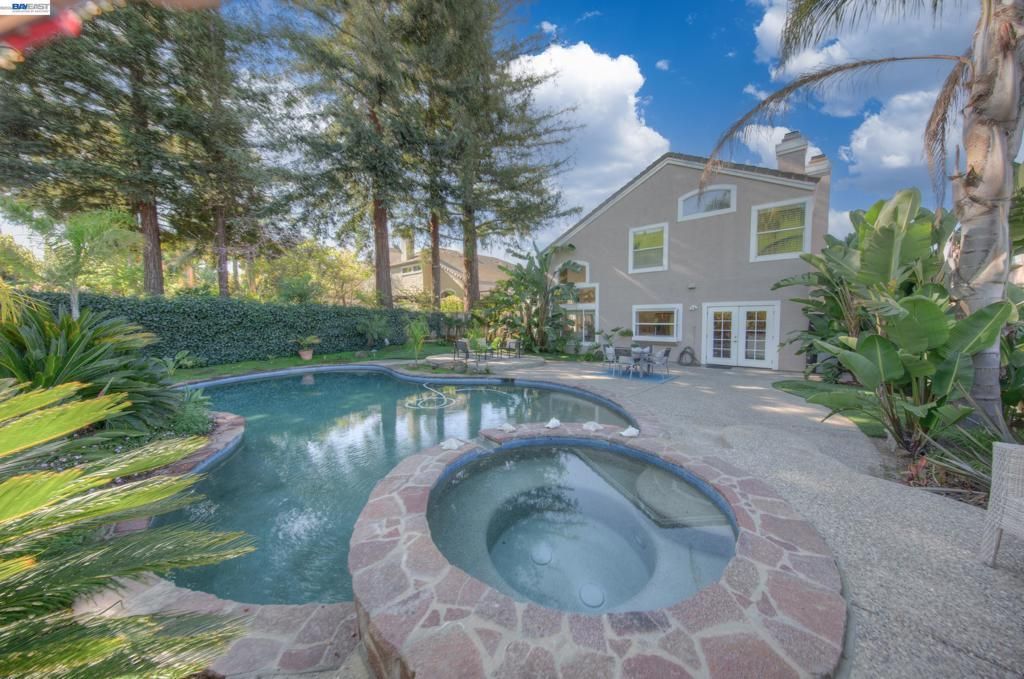 35172 King Ct., Fremont, CA 94536 Main Photo