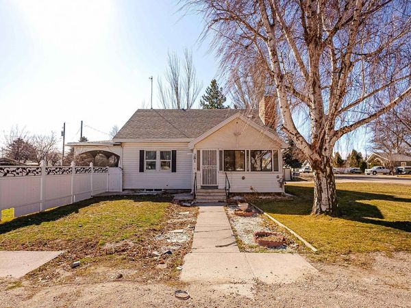 281 W Custer Ave., Aberdeen, ID 83210