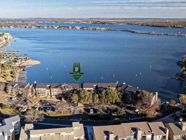 104 Island Dr, Unit # J, Horseshoe Bay, TX 78657