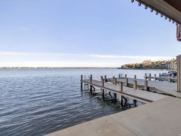 104 Island Dr, Unit # J, Horseshoe Bay, TX 78657