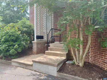 1931 THOMSON RD , Unit B, Charlottesville, VA 22903