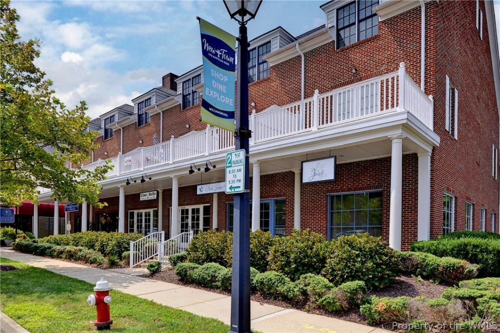 4345 New Town Avenue, Unit 206, Williamsburg, VA 23188 Main Photo