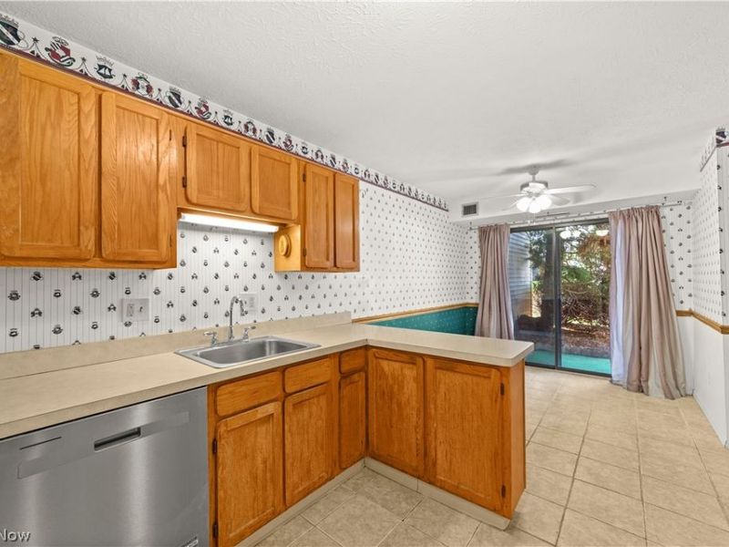 1420 Cedarwood Drive, Unit 22C, Westlake, OH 44145 Photo 15