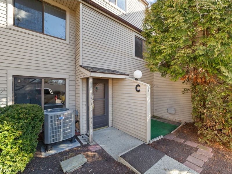 1420 Cedarwood Drive, Unit 22C, Westlake, OH 44145 Photo 3