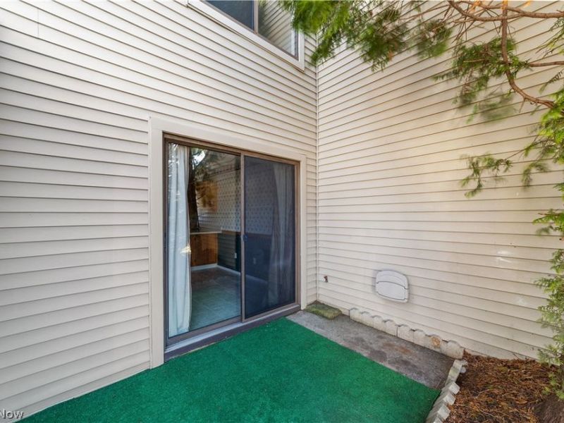 1420 Cedarwood Drive, Unit 22C, Westlake, OH 44145 Photo 4