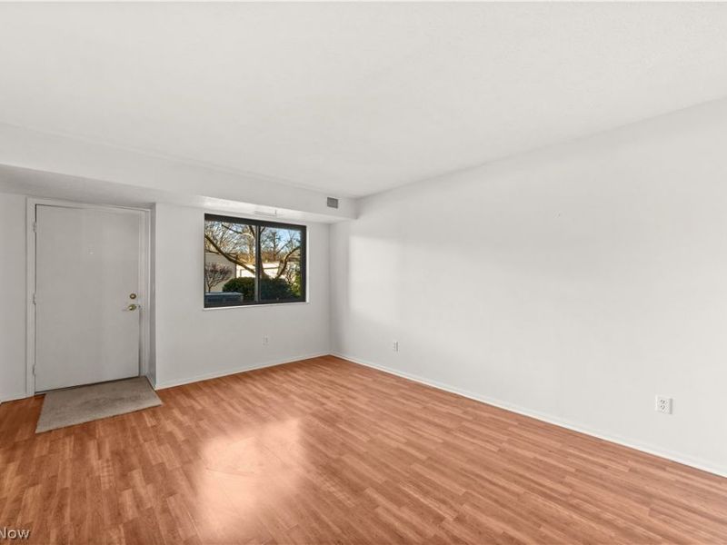 1420 Cedarwood Drive, Unit 22C, Westlake, OH 44145 Photo 9