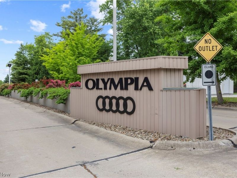 12869 Olympus Way, Strongsville, OH 44149 Photo 26