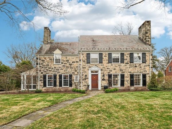 21059 Claythorne Road, Shaker Heights, OH 44122