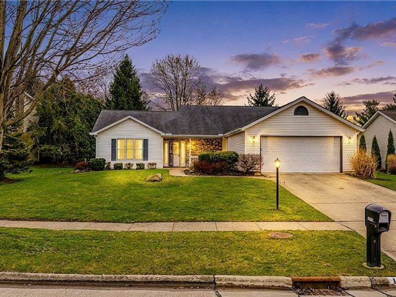 16225 N Laguardia Pkwy, Strongsville, OH 44136 Photo 1