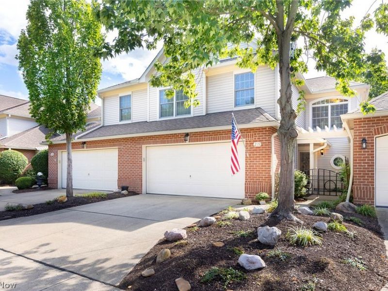 401 Bounty Way, Unit 239, Avon Lake, OH 44012 Photo 2