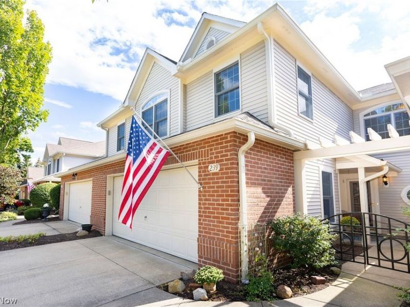 401 Bounty Way, Unit 239, Avon Lake, OH 44012 Photo 4