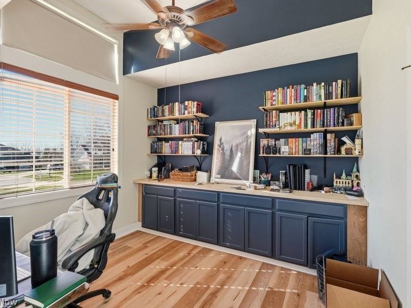 8466 Cliffview Circle, Macedonia, OH 44056 Photo 4