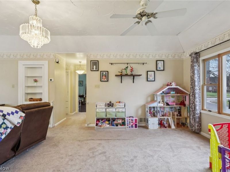 2579 Robindale Avenue, Akron, OH 44312 Photo 19