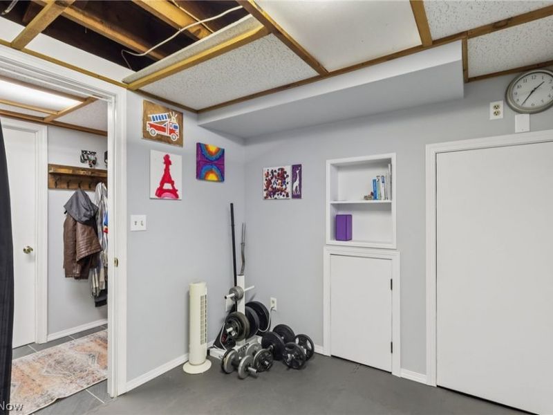 2579 Robindale Avenue, Akron, OH 44312 Photo 36