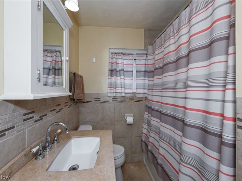 2554 6th Street, Cuyahoga Falls, OH 44221 Photo 18