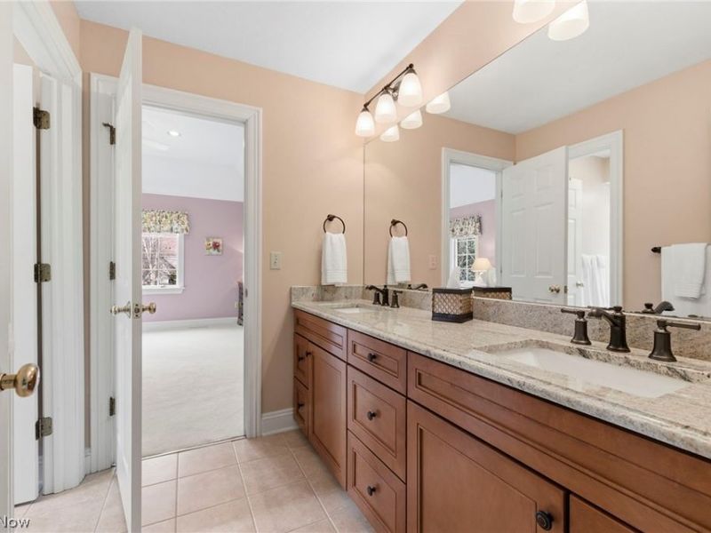 7614 Vinemont Court, Hudson, OH 44236 Photo 37