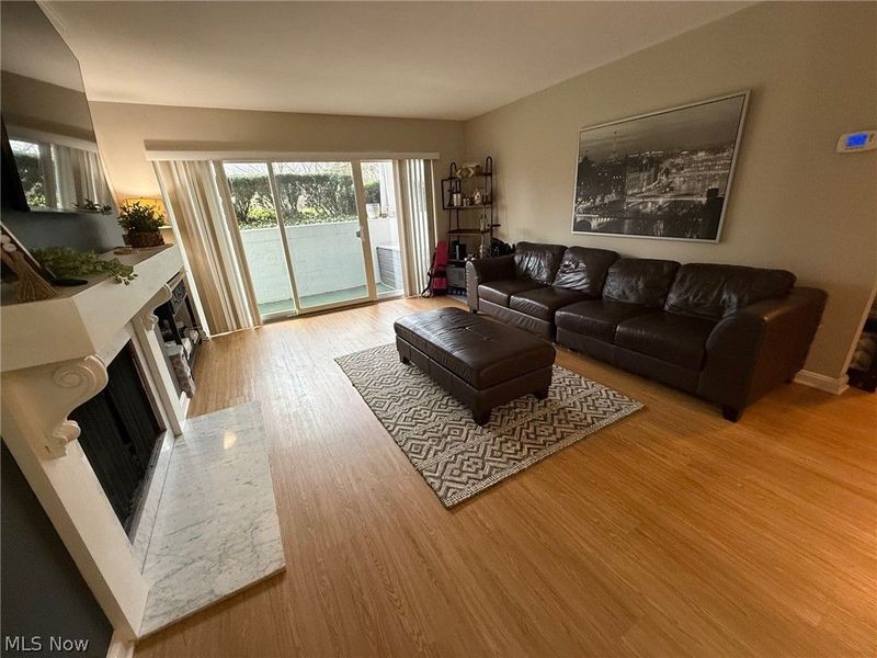 77 Atterbury Boulevard, Unit 107, Hudson, OH 44236 Photo 2