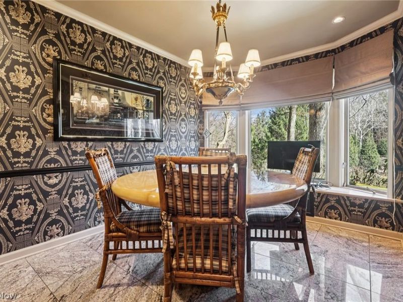 14880 Hillbrook Drive, Chagrin Falls, OH 44022 Photo 9