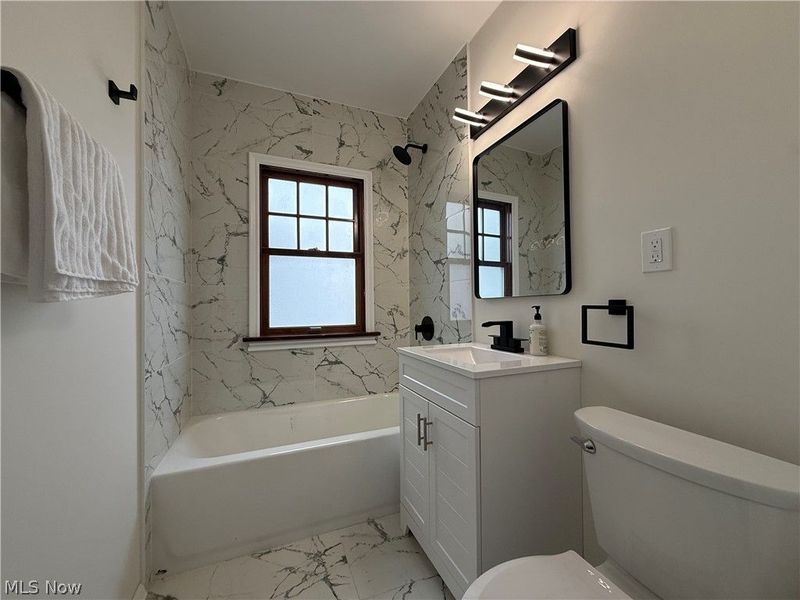 16505 Larchwood Avenue, Cleveland, OH 44135 Photo 14