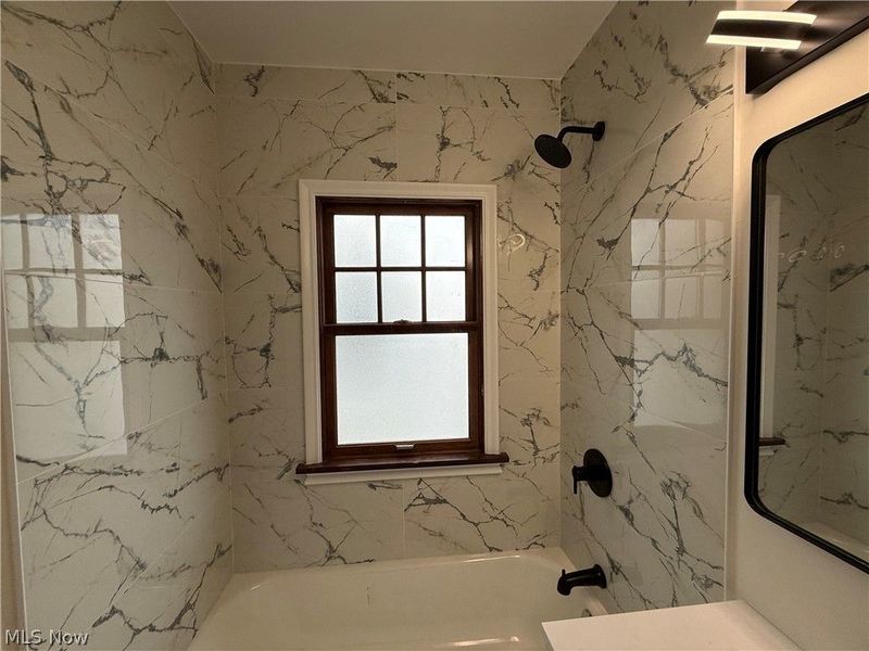 16505 Larchwood Avenue, Cleveland, OH 44135 Photo 16