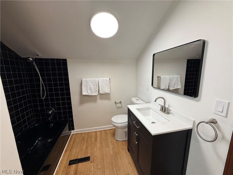 16505 Larchwood Avenue, Cleveland, OH 44135 Photo 20