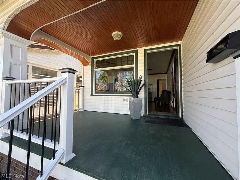 16505 Larchwood Avenue, Cleveland, OH 44135 Photo 3