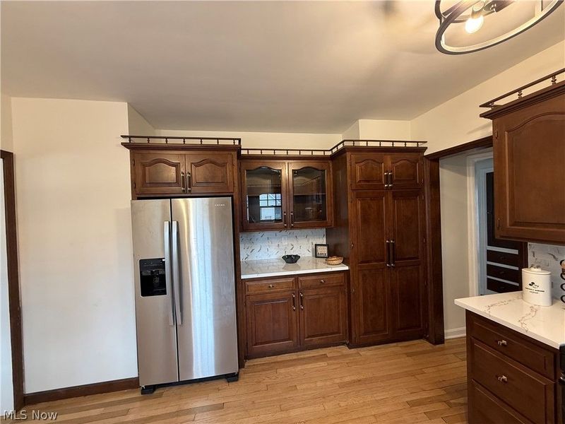 16505 Larchwood Avenue, Cleveland, OH 44135 Photo 9