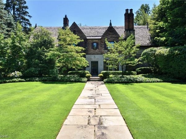 14422 Shaker Boulevard, Shaker Heights, OH 44120